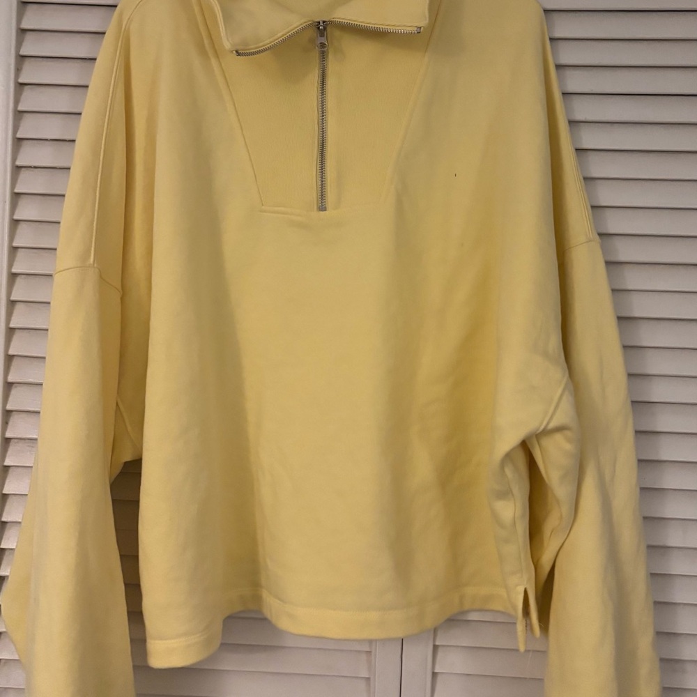 GAP Yellow Women's Sweater